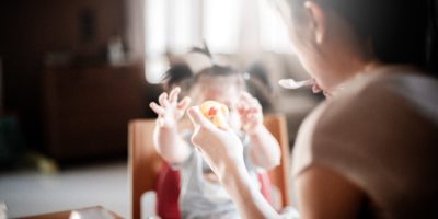 Babybrei kaufen oder selber machen: Darauf musst du achten