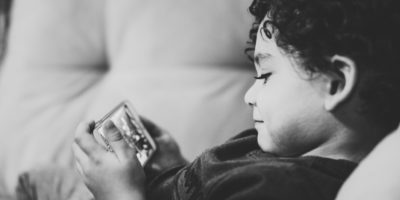 Handy für Kinder: Ab welchem Alter ist ein eigenes Smartphone sinnvoll?